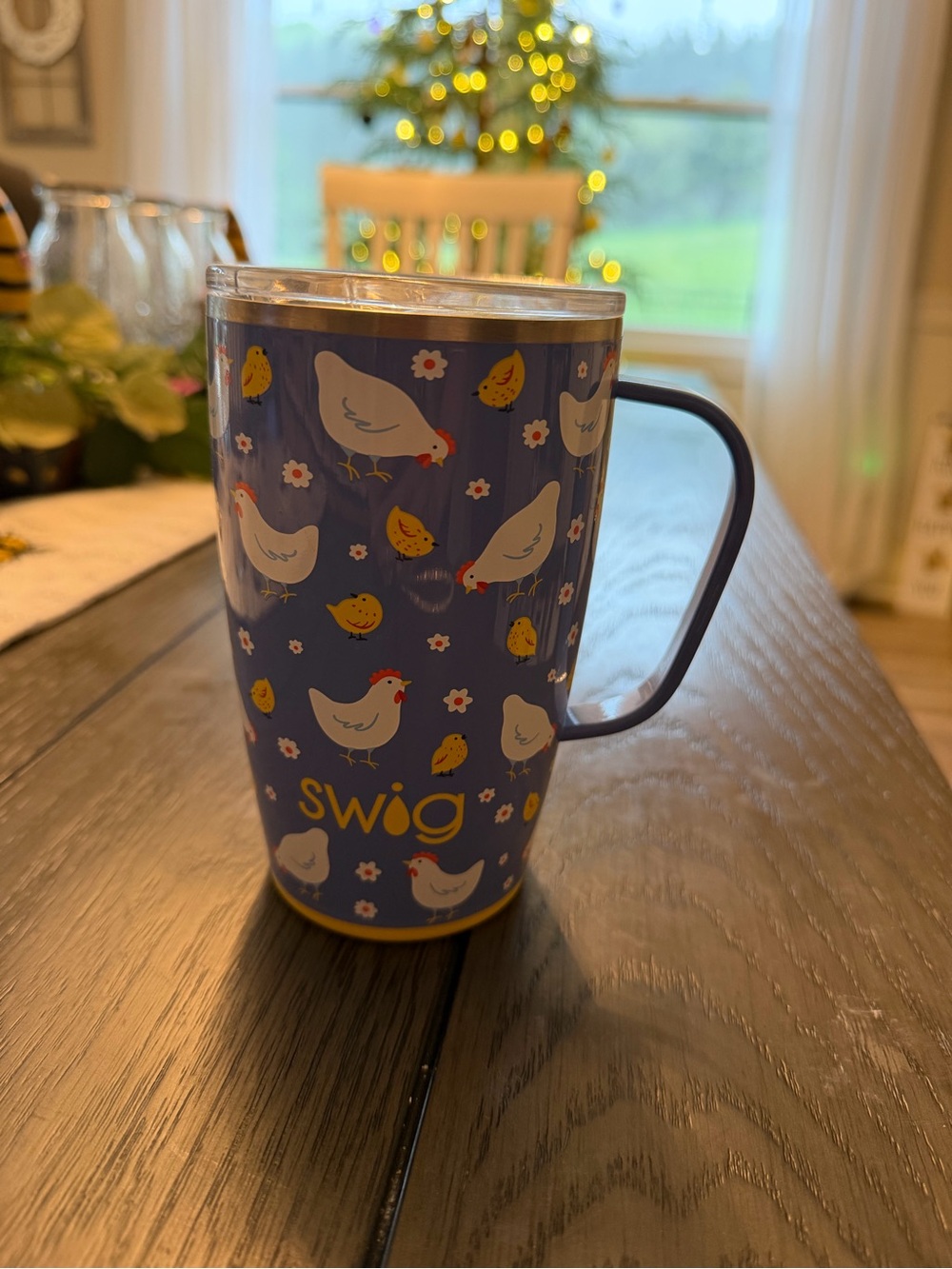 Swig Blue Chicken Pattern Insulated Mug with Handle